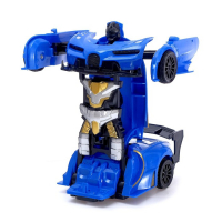 Робот радиоуправляемый &laquo;Спорткар&raquo;, трансформируется, работает от батареек, цвета МИКС