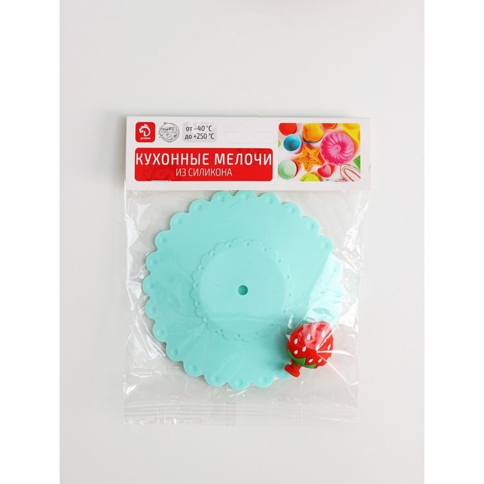 Крышка - непроливайка силиконовая Доляна &laquo;Клубничка&raquo;, d=11 см, цвет мятный