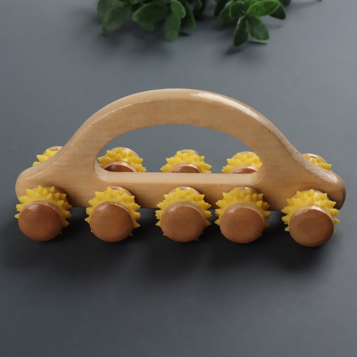 Массажёр с шипами &laquo;Гусеница&raquo;, 18 &times; 6 &times; 7 см, универсальный, с ручкой, 10 колёс, цвет МИКС