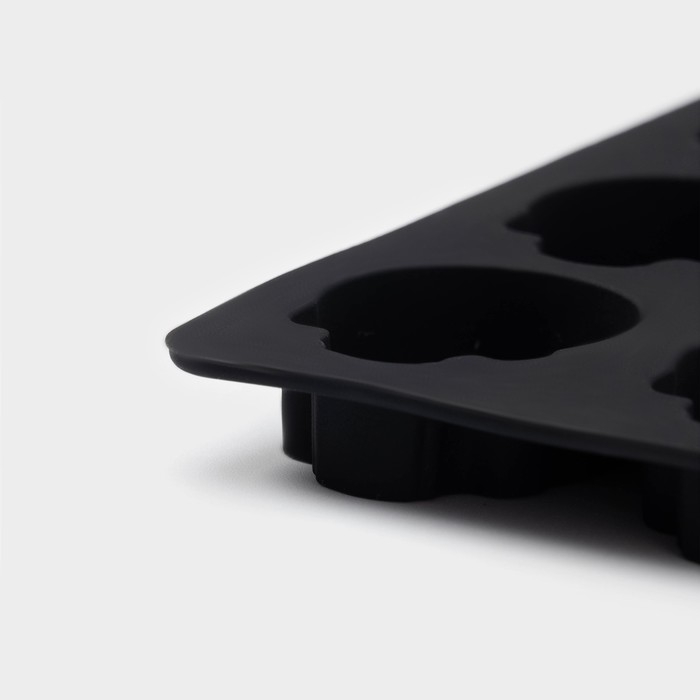 Форма для конфет и шоколада Доляна &laquo;Череп&raquo;, силикон, 21,5&times;7,8&times;1,3 см, 10 ячеек (3,2&times;2,9 см), цвет чёрный