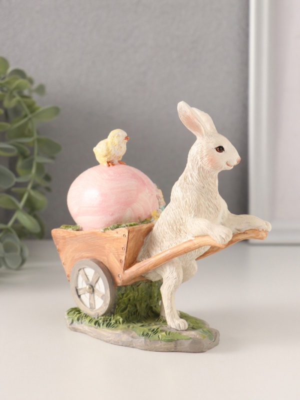 Сувенир полистоун "Кролик везёт тележку с цыплёнком и пасхальным яйцом" 13,5х6х13 см