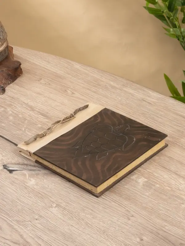 Фотоальбом "Черепаха" 10 листов, 19х19х2 см, цв. коричневый