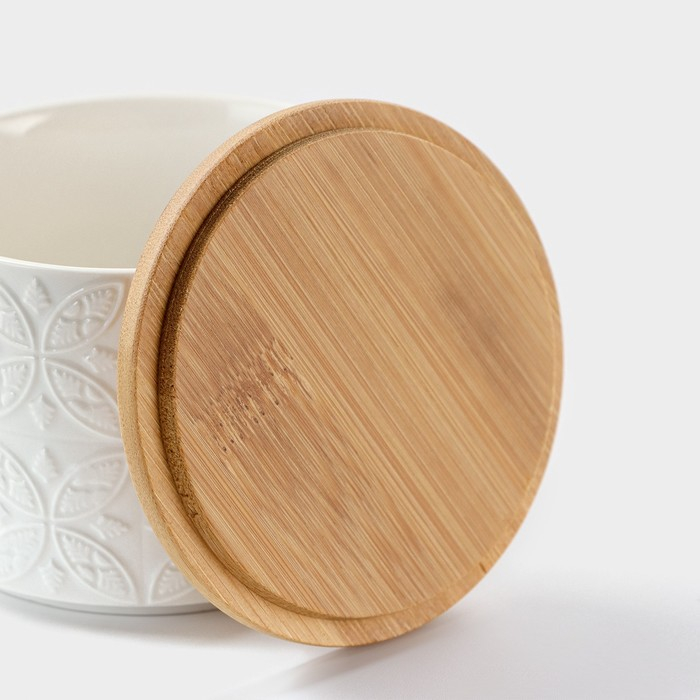 Банка для хранения сыпучих продуктов BellaTenero &laquo;Листья&raquo;, 330 мл, d=10 см, с бамбуковой крышкой, фарфоровая, цвет белый