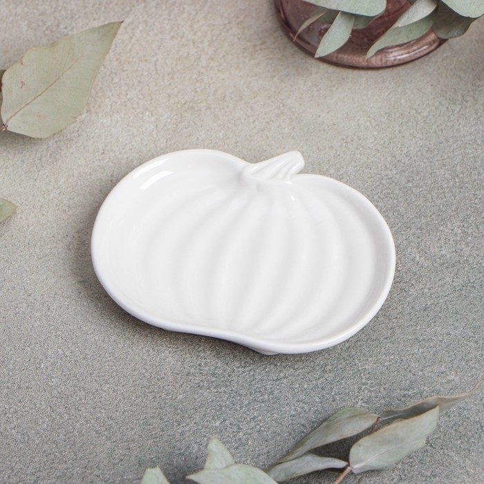 Блюдо фарфоровое Magistro &laquo;Тыковка&raquo;, d=11,2 см, цвет белый