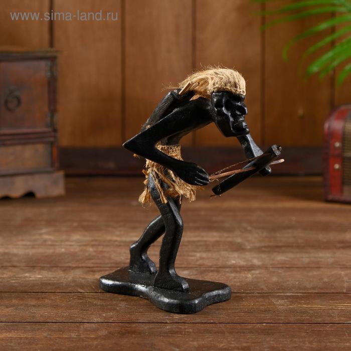 Сувенир из дерева &laquo;Абориген охотник&raquo;, 17&times;7.5&times;9 см