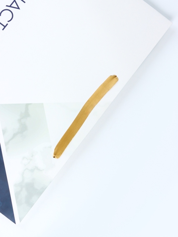 Пакет подарочный ламинированный вертикальный &laquo;For real man&raquo;, XL 40 &times; 49 &times; 19 см