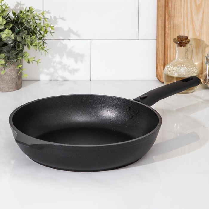 Сковорода &laquo;Традиция&raquo;, d=26 см, съёмная ручка, антипригарное покрытие, цвет чёрный
