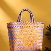 Сумка плетёная пластиковая 20х10х30 см, цв. сиренево-жёлтый