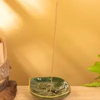 Подставка под благовония "Геккон на листке" керамика, цв. коричнево-зелёный, 13х11х2 см