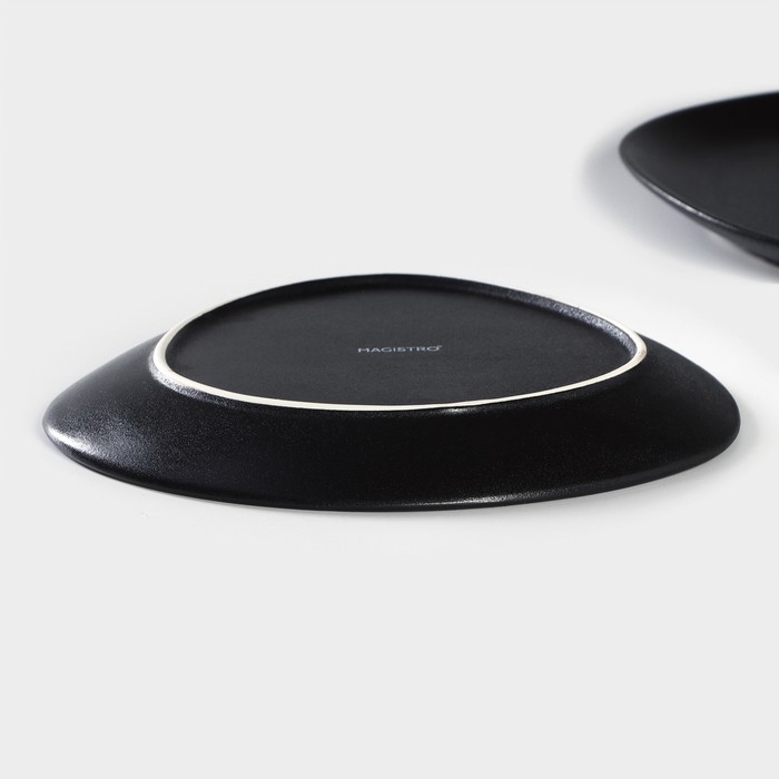 Набор тарелок фарфоровых Magistro Carbon, 21&times;18,5см, цвет чёрный