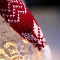 Фигура &laquo;Снеговик в красном&raquo; 28 см, 1 LED, от батареек ААА&times;3, свечение тёплое белое