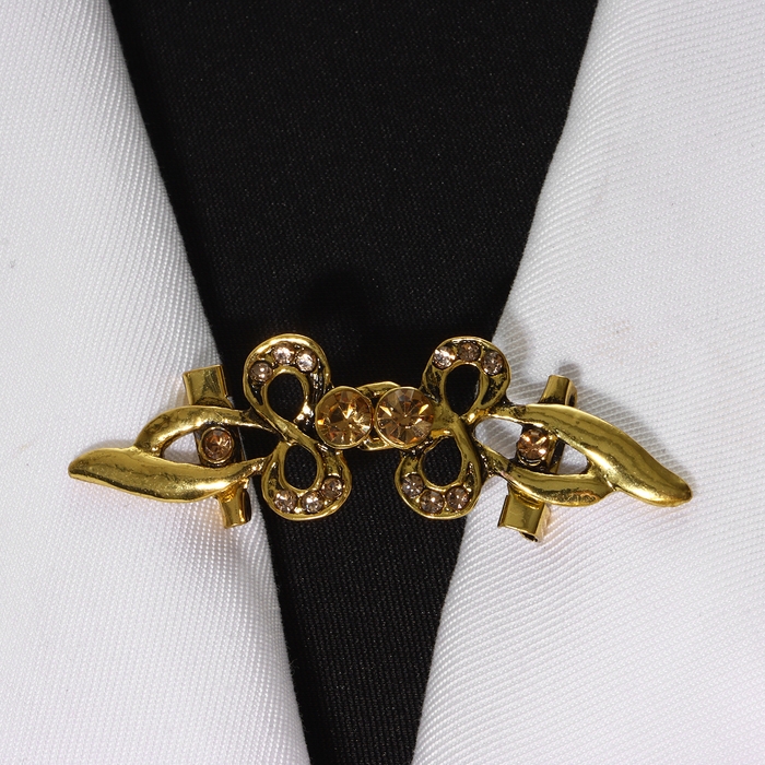 Зажим для кардигана &laquo;Бант&raquo;, цвет золотой в чернёном золоте