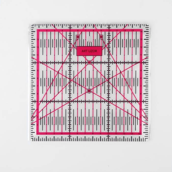 Линейка для квилтинга и пэчворка, 15 &times; 15 см, толщина 2,5 мм, цвет МИКС