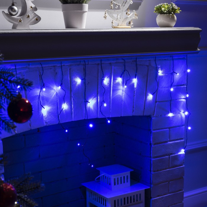 Гирлянда &laquo;Бахрома&raquo; 3 &times; 0.5 м, IP20, тёмная нить, 80 LED, свечение синее, 8 режимов, 220 В