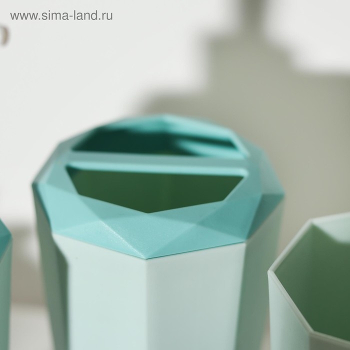 Набор аксессуаров для ванной комнаты, 4 предмета (дозатор 350 мл, мыльница, подставка, стакан), цвет МИКС