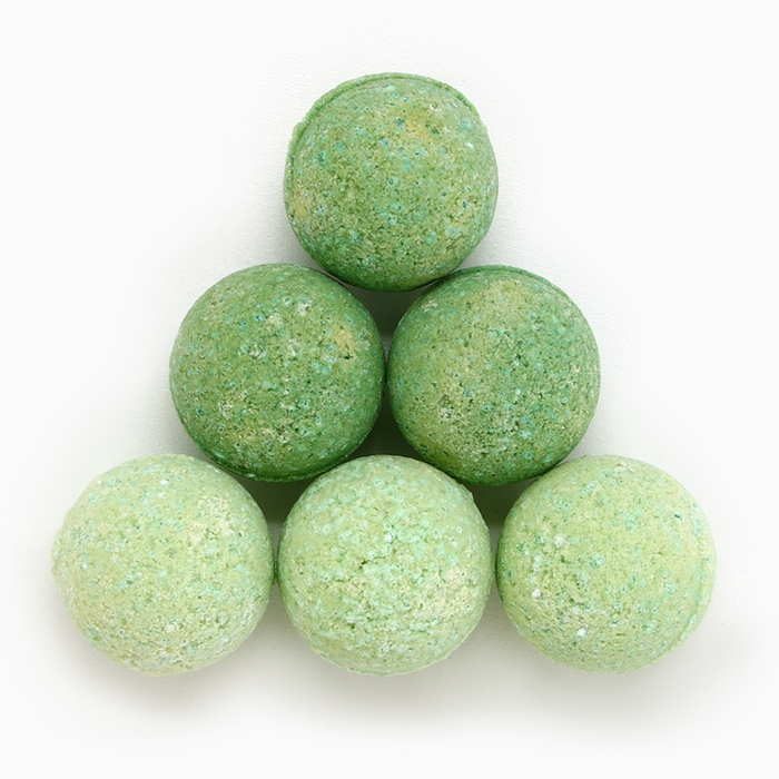 Подарочный набор косметики новогодний &laquo;Верь в чудеса!&raquo;, бомбочки для ванны, 6 х 20 г, аромат яблочного фреша, Новый Год