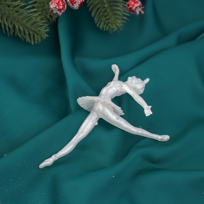Украшение ёлочное "Балерина в танце" 13х8, белый