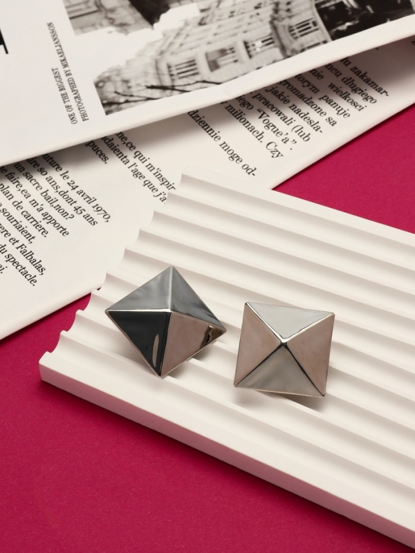 Клипсы &laquo;Тренд&raquo; квадрат, цвет серебро