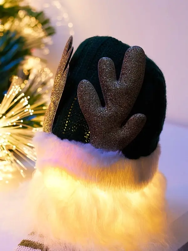 Фигура текстиль &laquo;Гном зеленая шапочка&raquo; 33 см, 1 LED, от батареек AG13&times;3, свечение тёплое белое