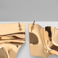 Серьги металл &laquo;Атмосфера&raquo; ромб мятый, цвет золото