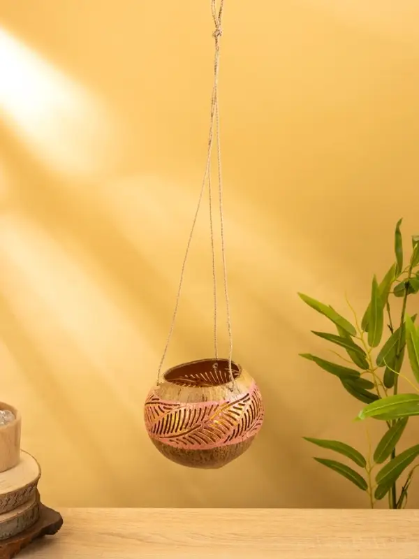 Подсвечник подвесной из кокоса, 11-13 см, розово-золотой