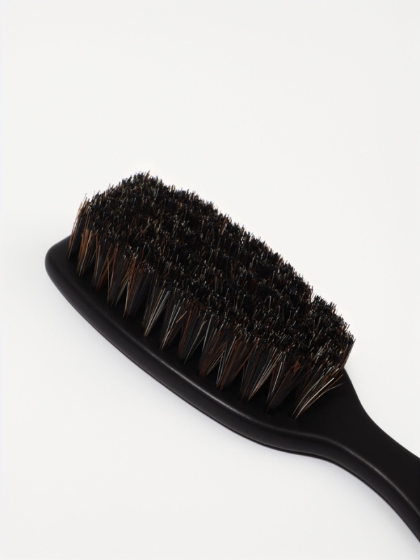 Щетка с искусс щетиной 18*5*2,8см пластик черный пакет QF