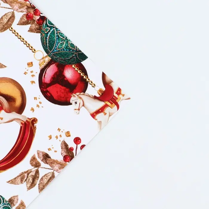 Упаковочная бумага на новый год &laquo;Новогодние игрушки&raquo;, 70 х 100 см, глянцевая