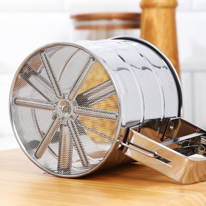 Просеиватель для муки &laquo;Ешь, готовь, люби&raquo;, 375 мл