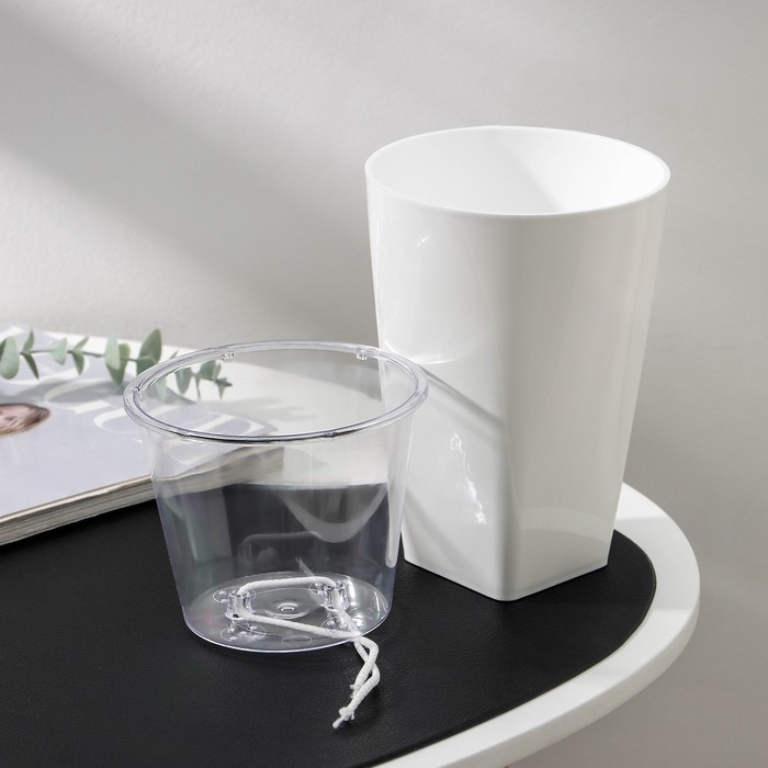 Кашпо для цветов со вставкой &laquo;Грейс&raquo;, 1,4 л (800 мл), цвет белый