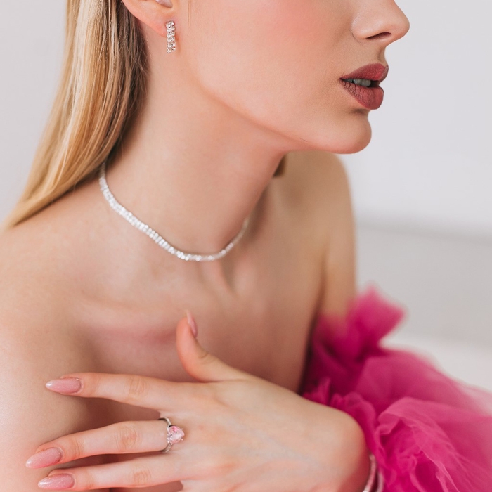 Набор 2 предмета: серьги, чокер &laquo;Лёд&raquo; два ряда, цвет белый в серебре, 32 см