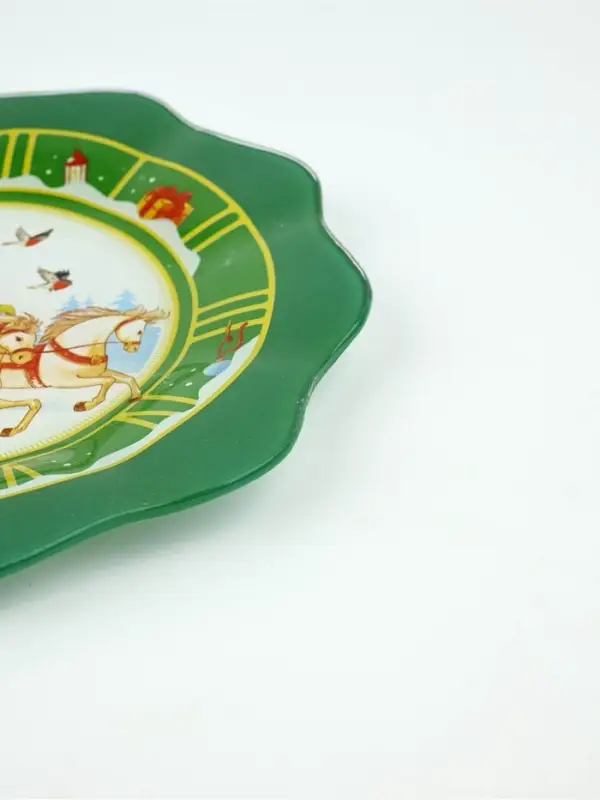 Тарелка плоская новогодняя &laquo;Тройка&raquo;, d=20 см