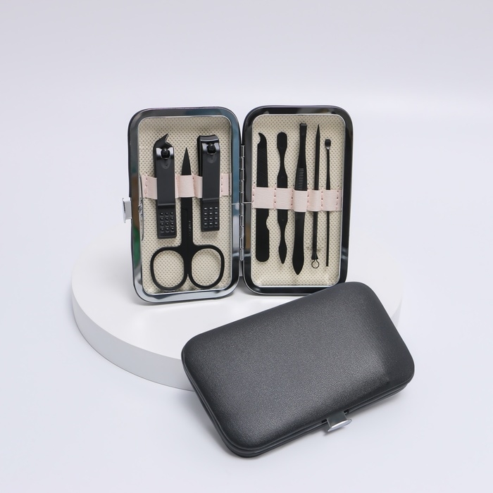 Набор маникюрный &laquo;Black&raquo;, 8 предметов, в футляре, цвет чёрный