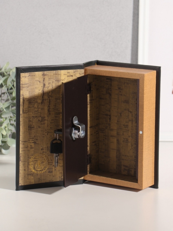 Сейф-книга дерево кожзам "Эмили Бронте. Грозовой перевал" тиснение 21х13х5 см