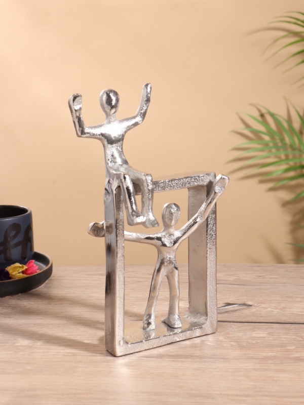 Сувенир &laquo;Победитель&raquo;, 13.5&times;8&times;24 см, алюминий