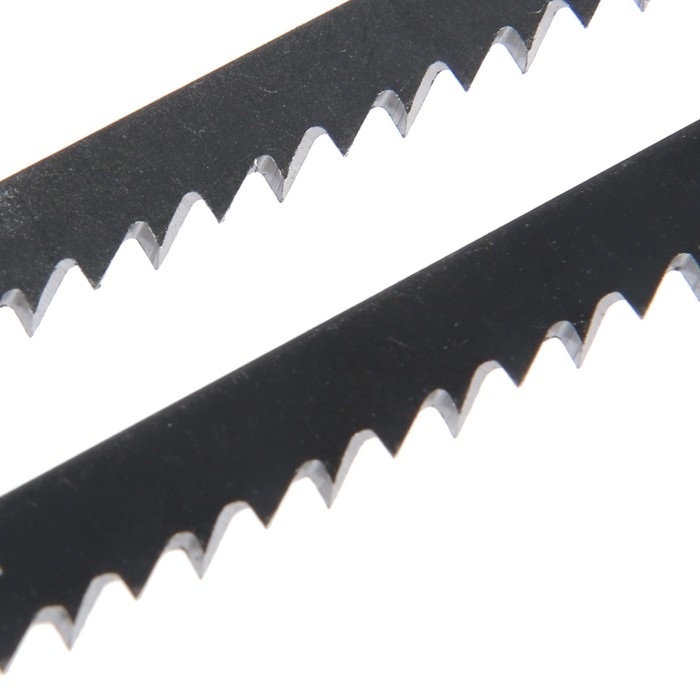 Пилки для лобзиков ТУНДРА, по дереву, прямой грубый рез, HCS, 120/150 х 4 мм, 2 шт.