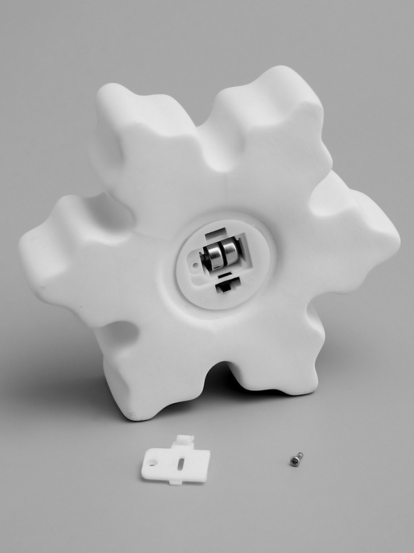 Светодиодная фигура "Снежинка" 13.2х11.6х4 см, 1 LED, LR44x3(в компл.), свечение тёплое белое