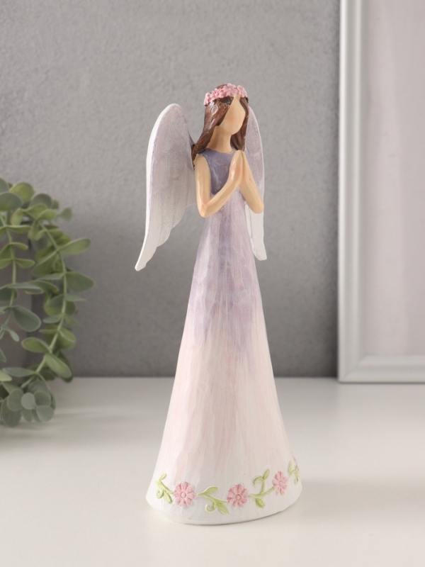 Сувенир полистоун "Девушка-ангел в сиреневом платье с цветами - молитва" 8,5х6х21,5 см