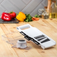 Слайсер универсальный Magistro Vegan pro, 5 насадок, 31,8&times;13,7&times;9 см, цвет чёрно-белый