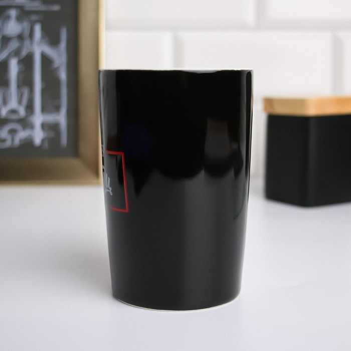 Кружка керамическая &laquo;Отец пример во всем&raquo;, 400 мл, с ложкой и крышкой, цвет белый