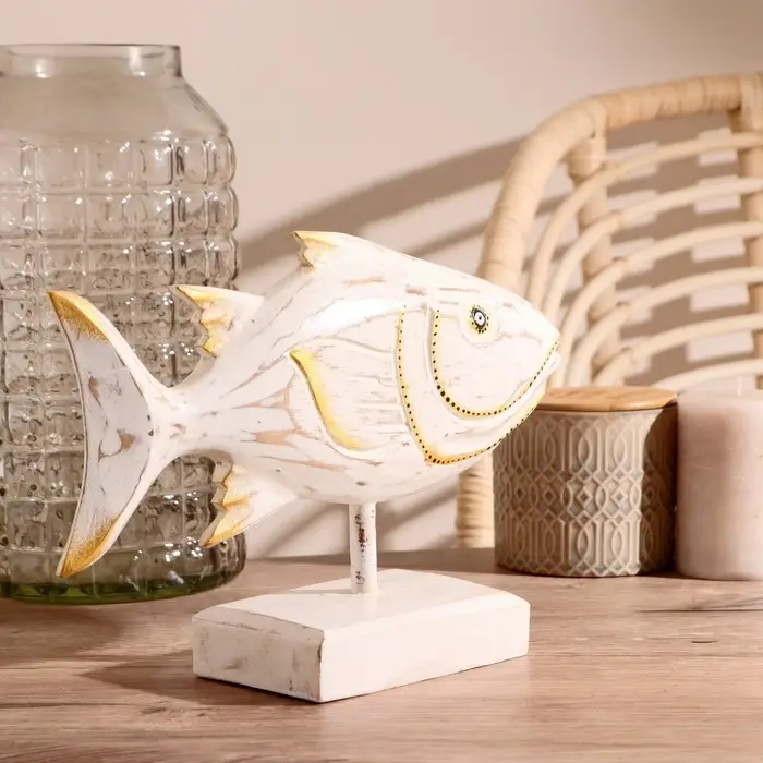 Сувенир на подставке &laquo;Рыба белая&raquo;, 30&times;8&times;22 см, дерево