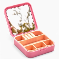 Органайзер для хранения украшений с зеркалом &laquo;Шкатулка портативная&raquo;, 9*9*2,5см, цвет розовый