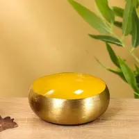 Подсвечник с золотым покрытием, 11&times;11&times;4 см