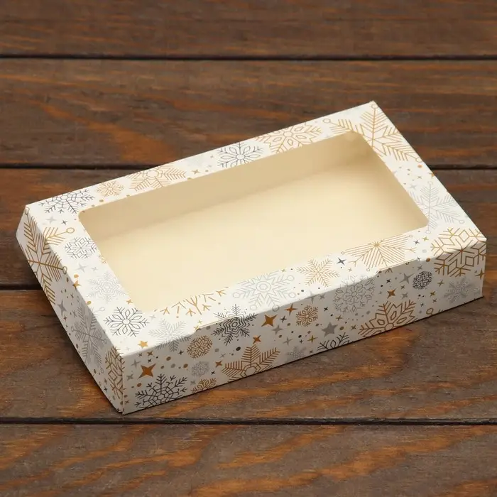 Коробка складная &laquo;Снежинка&raquo;, 20&times;12&times;4 см с окном
