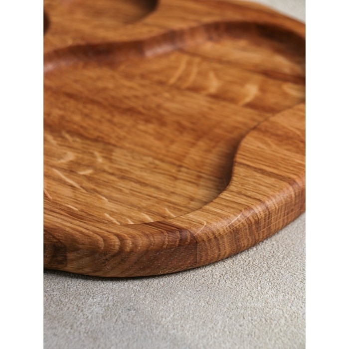 Доска для подачи авторская &laquo;Лапа Тигра&raquo;, 19&times;22&times;2 см, натуральный дуб