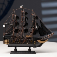 Корабль "Веселый Роджер", черные паруса, 24&times;6&times;22 см