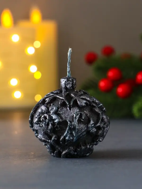 Свеча "Новогодний шарик", 55х55 мм, голубая роспись