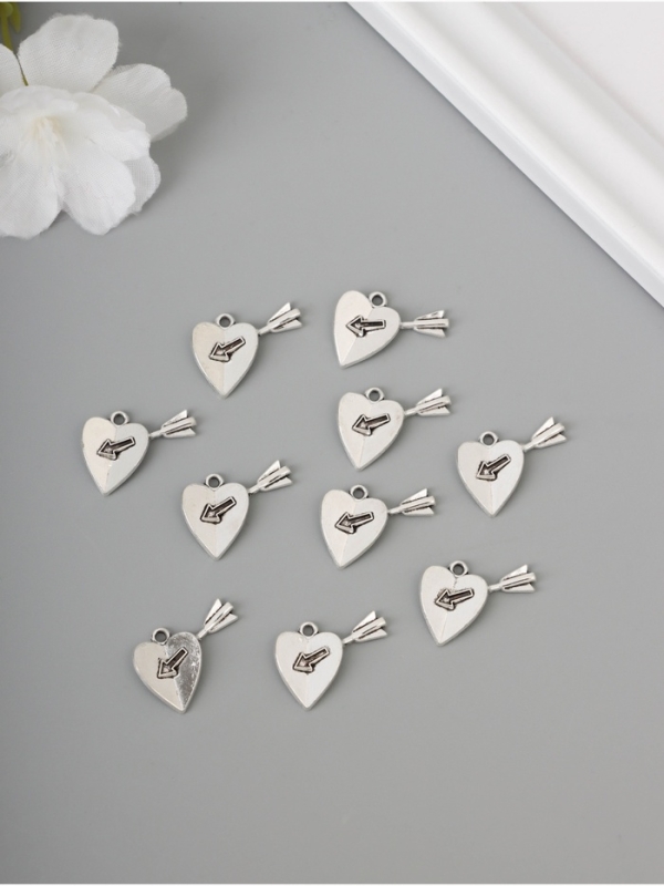 Декор для творчества металл "Сердце со стрелой" серебро набор 10 шт 1,8х2х0,2 см