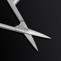 Ножницы маникюрные &laquo;Premium satin&raquo;, узкие, прямые, матовые, 9,6 см, цвет серебристый