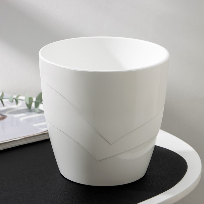 Кашпо для цветов со вставкой &laquo;Грация&raquo;, 2,8 л, цвет белый