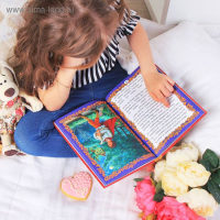 Книга в твёрдом переплёте &laquo;Волшебные сказки&raquo;, 128 стр.